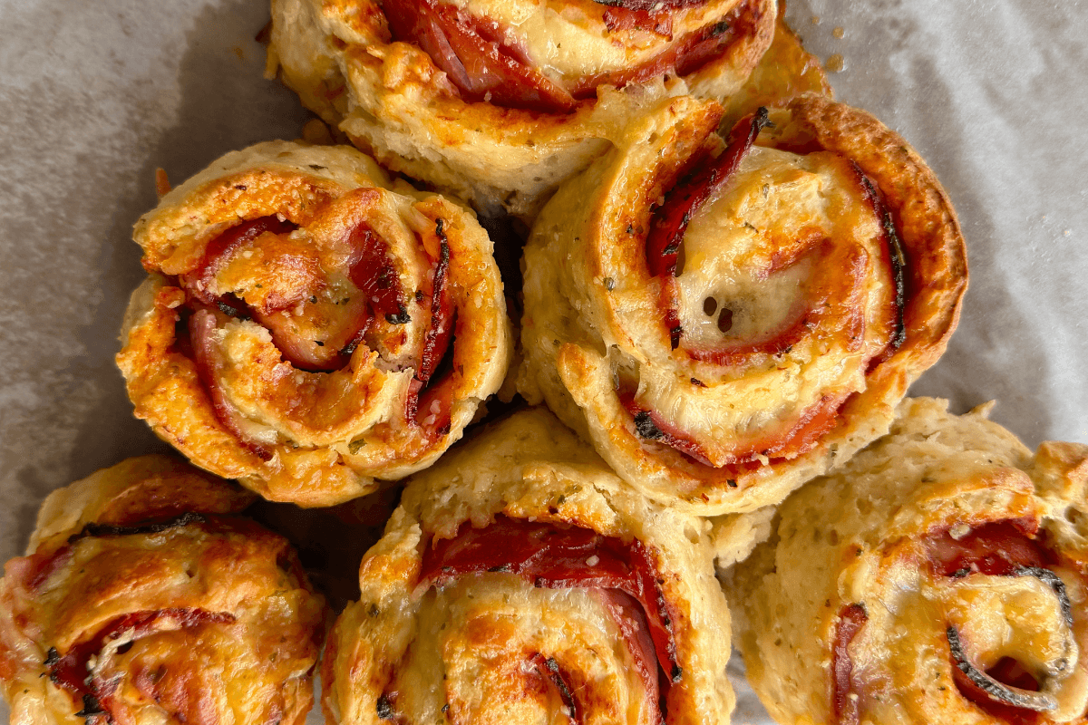 Ham and Cheese Pizza Scrolls